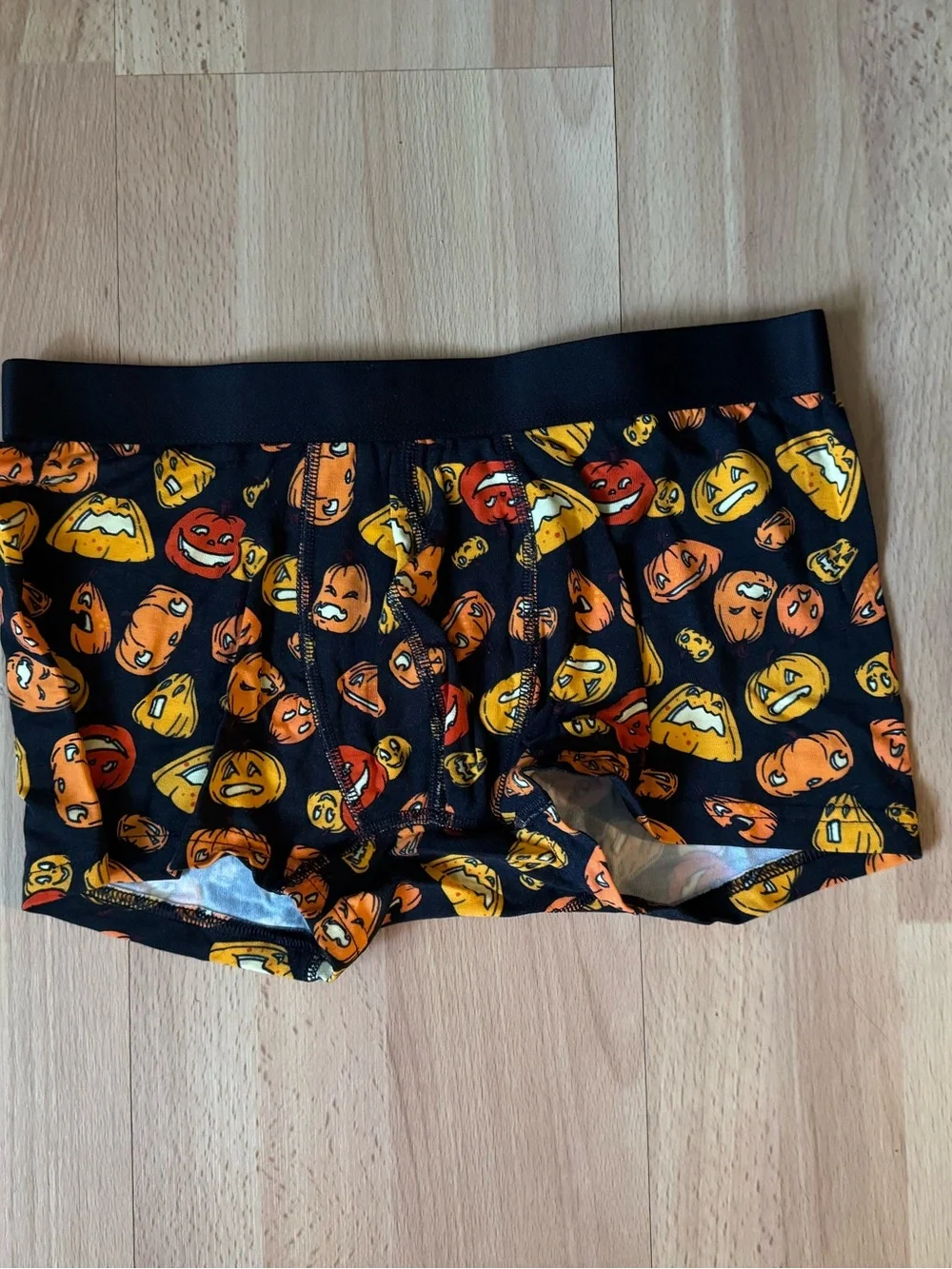 Bundle of 5 MeUndies, “Halloween” Men’s Boxer Briefs, NWOT, Size Small